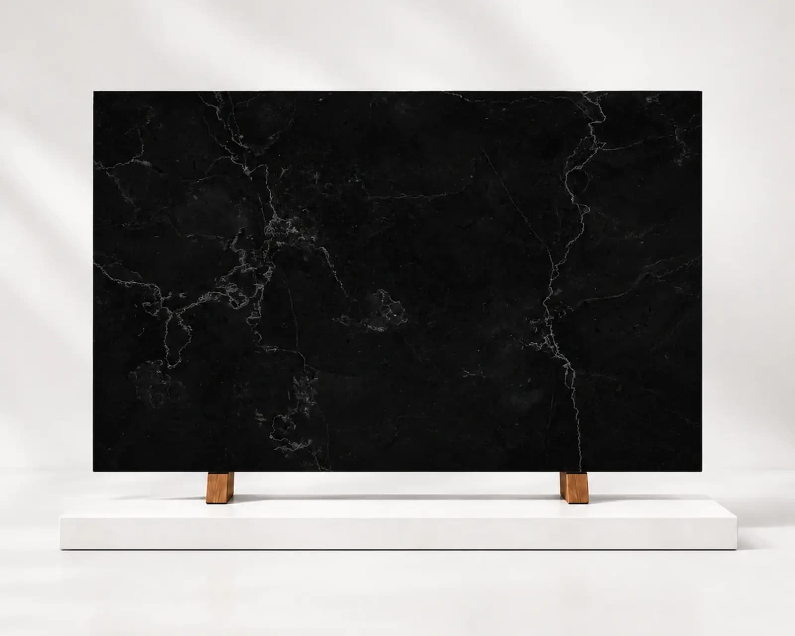 Atlas Absolute Black
